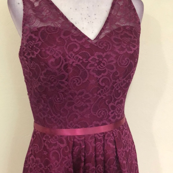 Lace sleeveless knee length - Picture 13 of 16